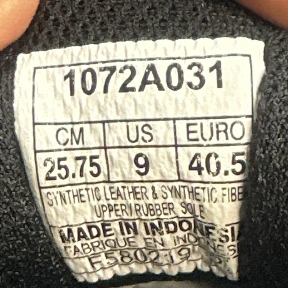 Asics Shoes Womens 9 Gel Upcourt 3 Volleyball Shoe 1072A031 Laced Up Black Slip‎